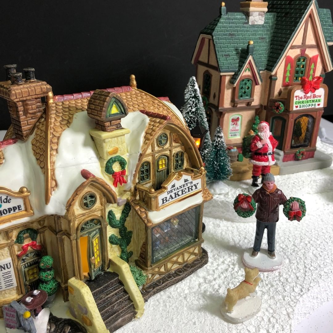 Lemax Christmas Village