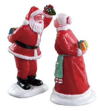 Lemax Under the Mistletoe (Set of 2)